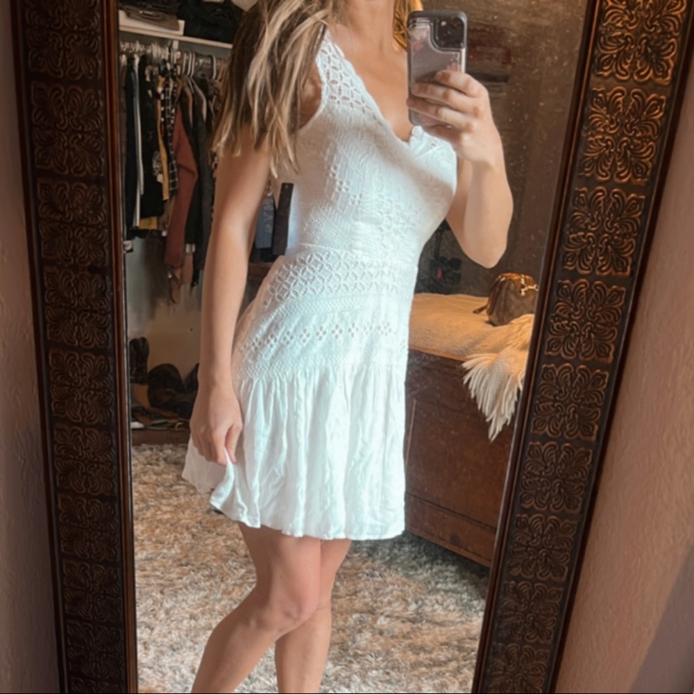 City Studio White Lace dress Size 1🤍🤍🤍
